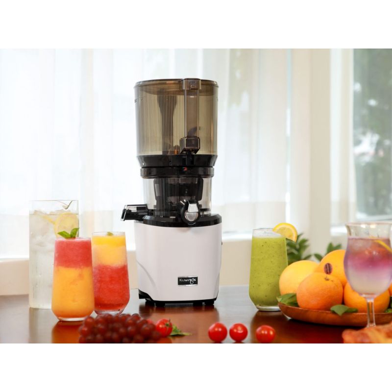 Exapmple of different fruits and juice the kuvings auto juicer can make