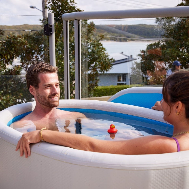 PlusLife Portable Ice Bath Couple In Bath